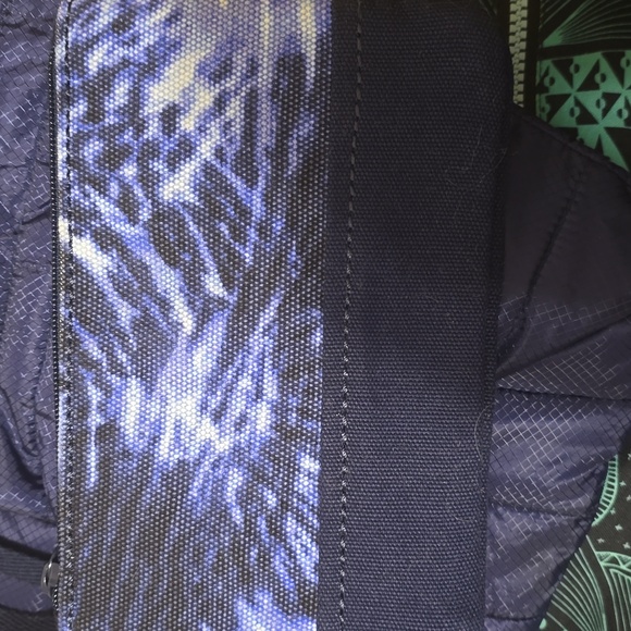 Lands' End Blue and white wristlet - Picture 3 of 4